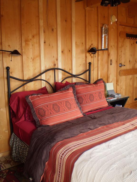 Silver River Adobe Inn Bed And Breakfast ฟาร์มิงตัน ภายนอก รูปภาพ