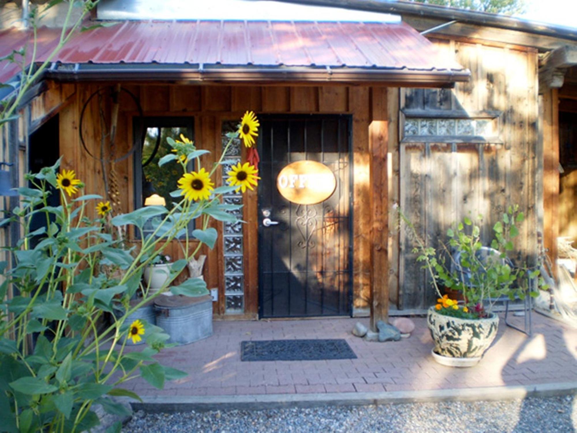 Silver River Adobe Inn Bed And Breakfast ฟาร์มิงตัน ภายนอก รูปภาพ