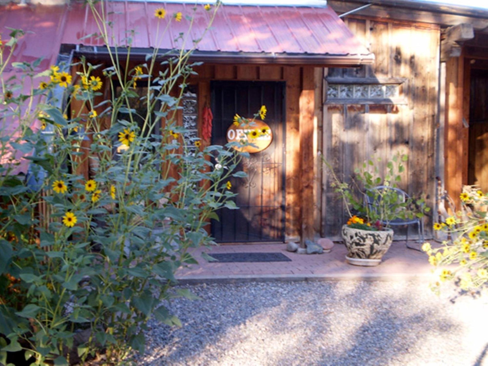 Silver River Adobe Inn Bed And Breakfast ฟาร์มิงตัน ภายนอก รูปภาพ